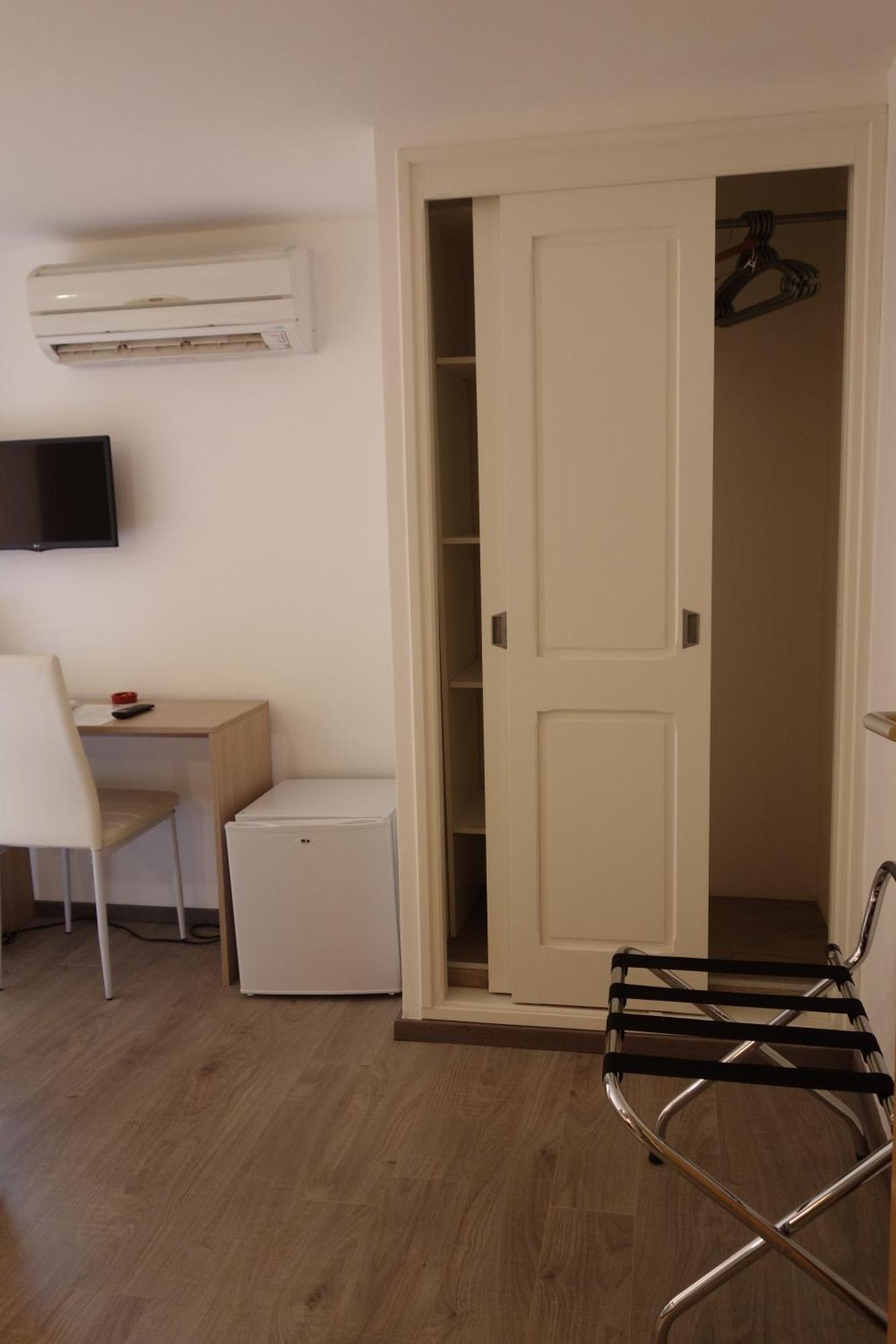 Hotel Le Prejoly Saint-Vallier-de-Thiey Cameră foto