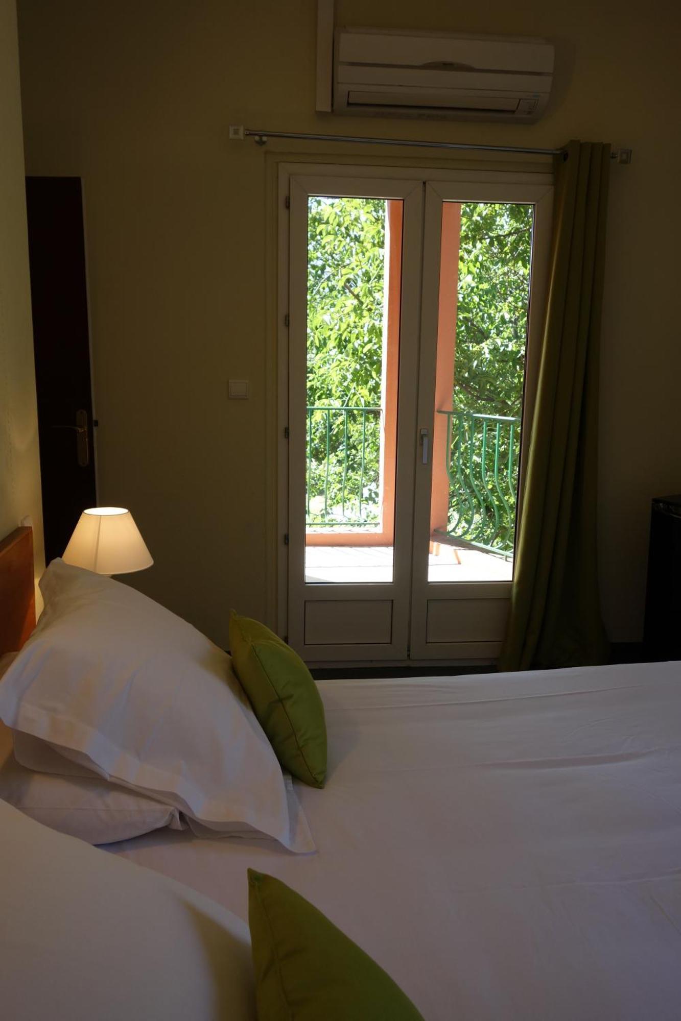 Hotel Le Prejoly Saint-Vallier-de-Thiey Cameră foto