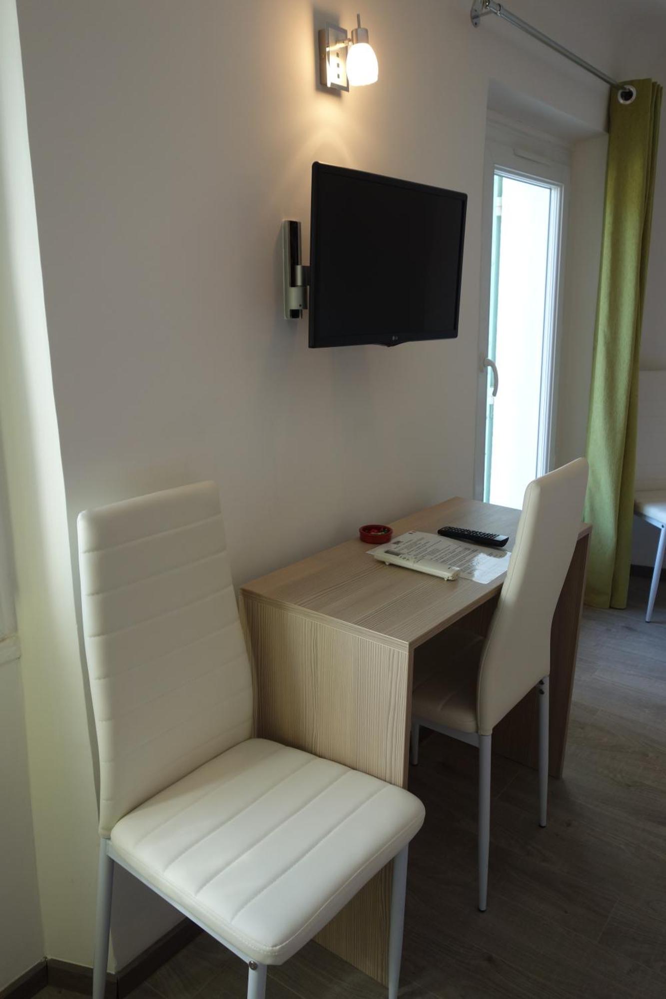 Hotel Le Prejoly Saint-Vallier-de-Thiey Cameră foto