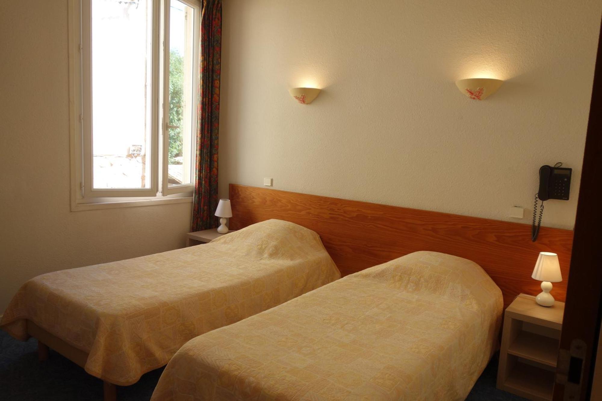 Hotel Le Prejoly Saint-Vallier-de-Thiey Cameră foto