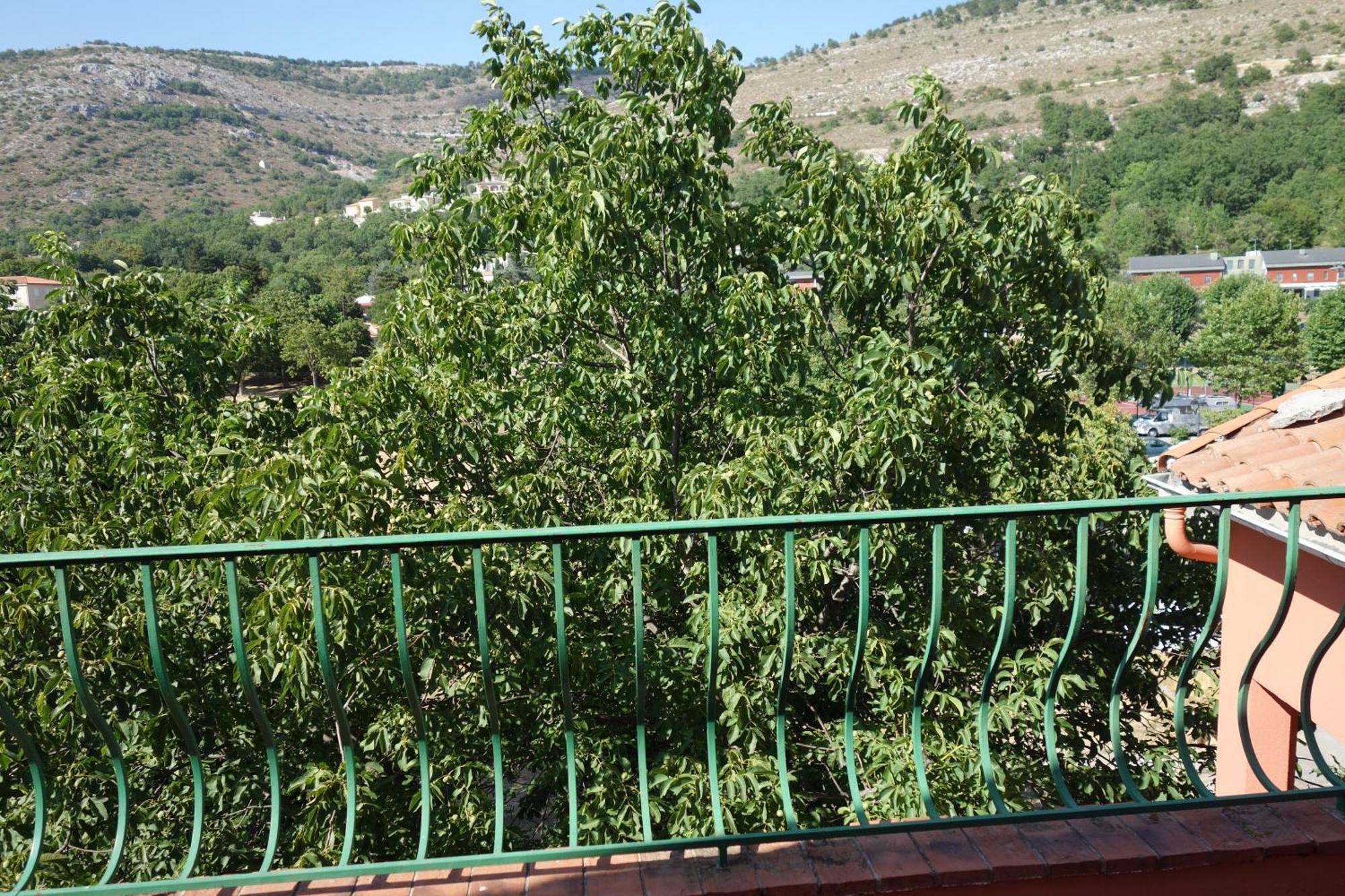 Hotel Le Prejoly Saint-Vallier-de-Thiey Cameră foto
